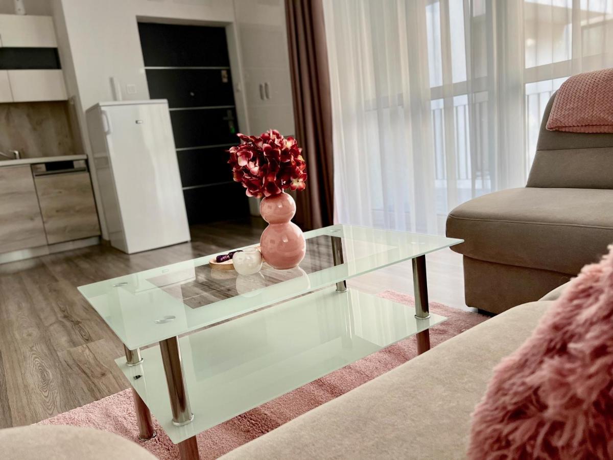 Sunsuite Σέγκεντ Εξωτερικό φωτογραφία